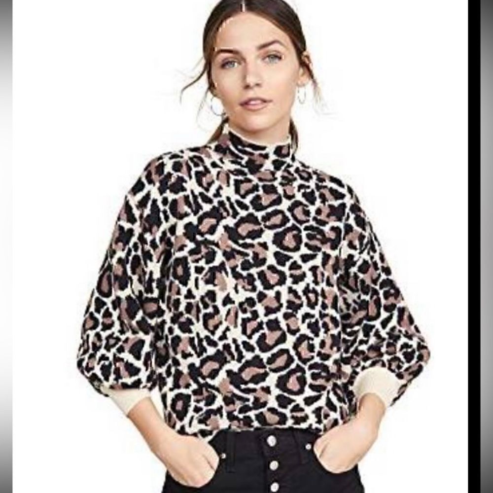 NWT - Line & Dot Leopard Sweater Size Small